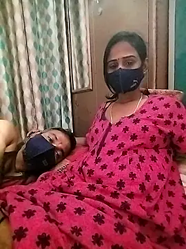 Snapshot of sweety_telugu_couple2027 chatting on February 19, 3:05 pm sweety telugu couple2027 online show from February 19, 3:05 pm