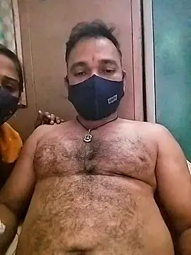 Snapshot of sweety_telugu_couple2027 chatting on February 21, 7:21 pm sweety telugu couple2027 online show from February 21, 7:21 pm