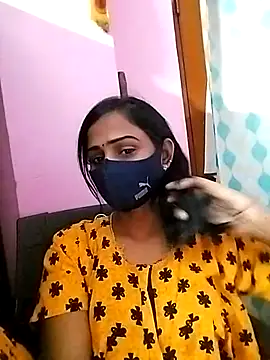 Snapshot of sweety_telugu_couple2027 chatting on February 23, 6:17 am sweety telugu couple2027 online show from February 23, 6:17 am