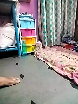 Snapshot of sweety_telugu_couple2027 chatting on February 26, 1:30 pm sweety telugu couple2027 online show from February 26, 1:30 pm