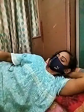 Snapshot of sweety_telugu_couple2027 chatting on March 2, 3:27 pm sweety telugu couple2027 online show from March 2, 3:27 pm