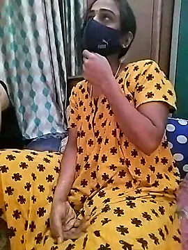 Snapshot of sweety_telugu_couple2027 chatting on March 3, 4:25 am sweety telugu couple2027 online show from March 3, 4:25 am