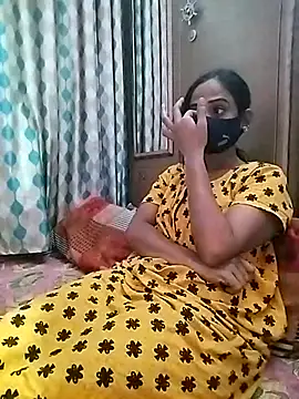 Snapshot of sweety_telugu_couple2027 chatting on March 3, 8:49 am sweety telugu couple2027 online show from March 3, 8:49 am