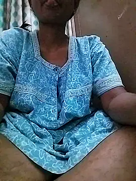 Snapshot of sweety_telugu_couple2027 chatting on March 5, 4:02 am sweety telugu couple2027 online show from March 5, 4:02 am