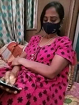 Snapshot of sweety_telugu_couple2027 chatting on March 5, 2:01 pm sweety telugu couple2027 online show from March 5, 2:01 pm