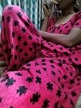 Snapshot of sweety_telugu_couple2027 chatting on March 9, 7:34 am sweety telugu couple2027 online show from March 9, 7:34 am