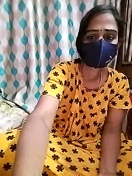 Snapshot of sweety_telugu_couple2027 chatting on March 10, 4:28 am sweety telugu couple2027 online show from March 10, 4:28 am