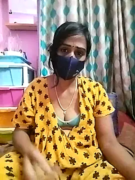 Snapshot of sweety_telugu_couple2027 chatting on March 10, 7:32 am sweety telugu couple2027 online show from March 10, 7:32 am