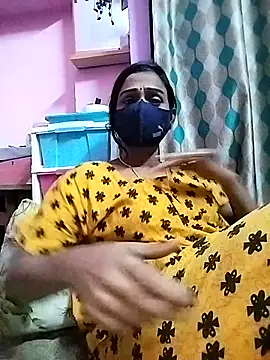 Snapshot of sweety_telugu_couple2027 chatting on March 14, 4:40 pm sweety telugu couple2027 online show from March 14, 4:40 pm