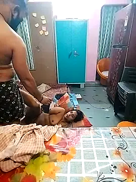 Snapshot of sweety_telugu_couple2027 chatting on March 15, 8:54 pm sweety telugu couple2027 online show from March 15, 8:54 pm