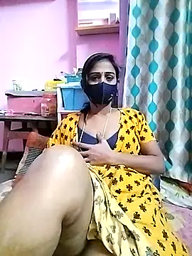 Snapshot of sweety_telugu_couple2027 chatting on March 19, 7:18 am sweety telugu couple2027 online show from March 19, 7:18 am