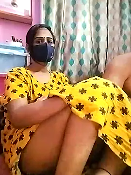 Snapshot of sweety_telugu_couple2027 chatting on March 21, 10:17 am sweety telugu couple2027 online show from March 21, 10:17 am