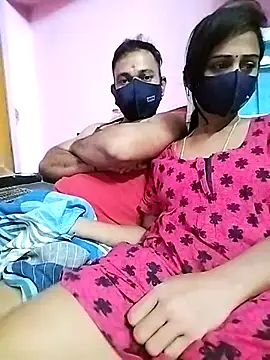 Snapshot of sweety_telugu_couple2027 chatting on March 22, 3:31 pm sweety telugu couple2027 online show from March 22, 3:31 pm