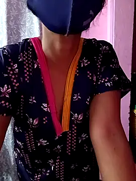 Snapshot of sweety_telugu_couple2027 chatting on October 16, 5:03 pm sweety telugu couple2027 online show from October 16, 5:03 pm