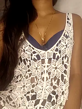 Snapshot of sexyriya_008 chatting on September 20, 6:42 pm sexyriya 008 online show from September 20, 6:42 pm