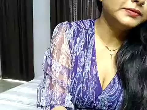 Snapshot of Hritvika chatting on April 9, 2:22 am Hritvika online show from April 9, 2:22 am
