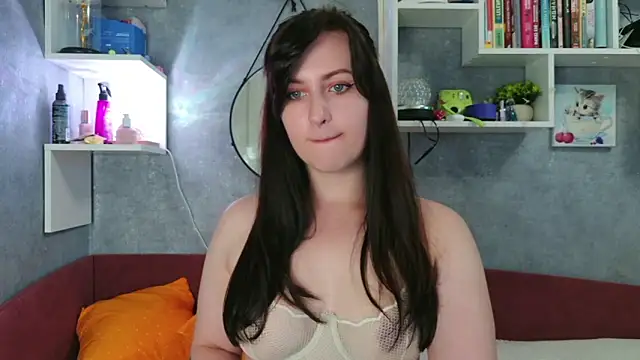 liya gorgeous online show from May 26, 4:03 pm