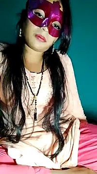 Snapshot of ascuple chatting on January 5, 6:24 pm ascuple online show from January 5, 6:24 pm