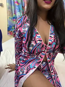 Snapshot of ascuple chatting on October 9, 5:44 pm ascuple online show from October 9, 5:44 pm