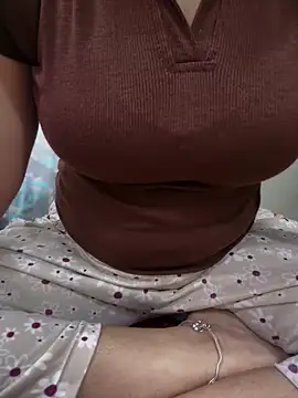 stylishpooja online show from March 7, 6:05 pm