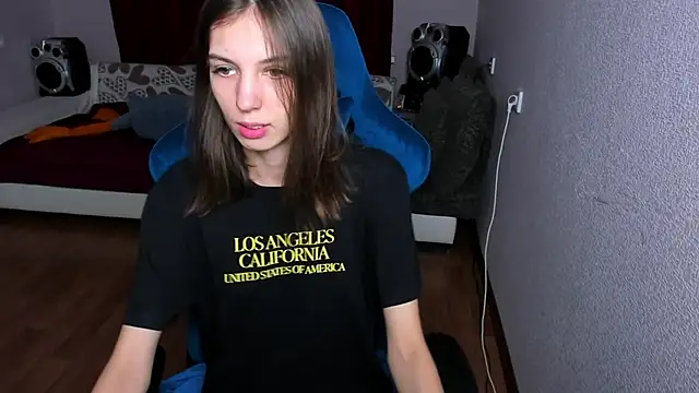 Venera66615 online show from February 1, 4:00 pm