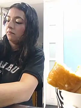 Noah Jhonson online show from March 11, 12:50 pm