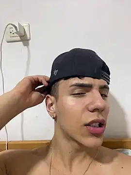 Flynn Riider online show from February 20, 3:01 am