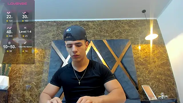 Flynn Riider online show from February 20, 11:53 am