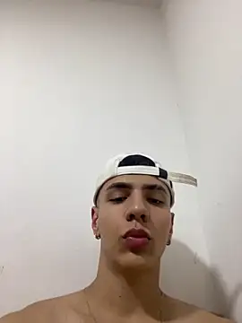 Flynn Riider online show from February 27, 5:58 pm