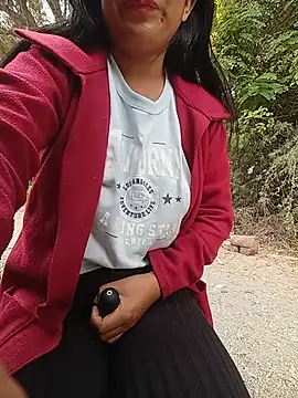 Danna-linyi online show from July 1, 3:12 pm