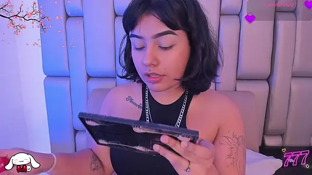  sowy venus  online show from March 21, 12:10 pm