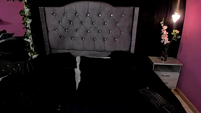 slutty venus online show from February 27, 10:26 am