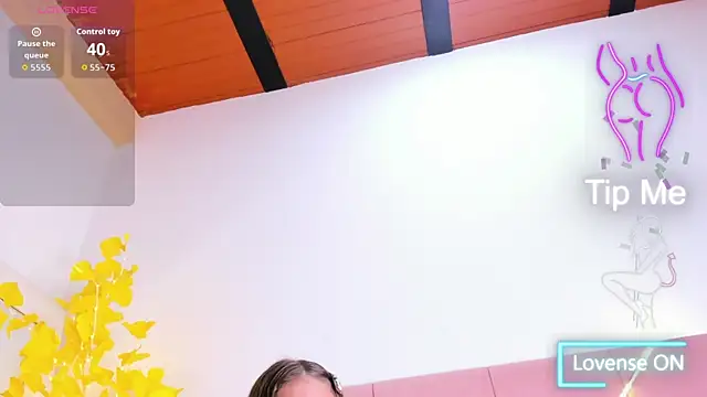 HaleyAmaya online show from April 9, 11:32 pm