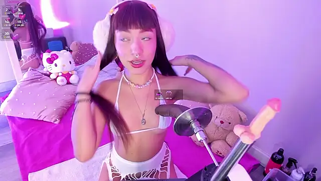 candy  monroe online show from March 13, 4:24 pm