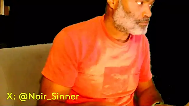 Snapshot of sinnernoir chatting on November 29, 5:49 pm sinnernoir online show from November 29, 5:49 pm