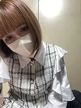 2000NANA20 online show from December 11, 3:47 pm