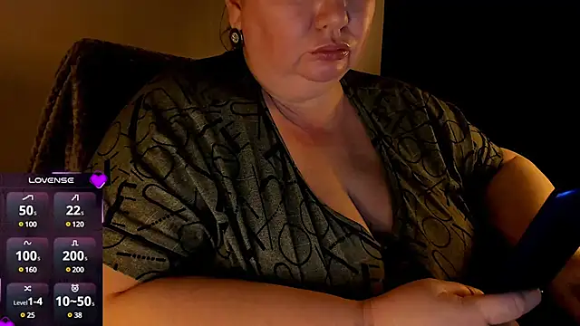 Snapshot of SexxyDreams1 chatting on January 31, 3:20 am SexxyDreams1 online show from January 31, 3:20 am