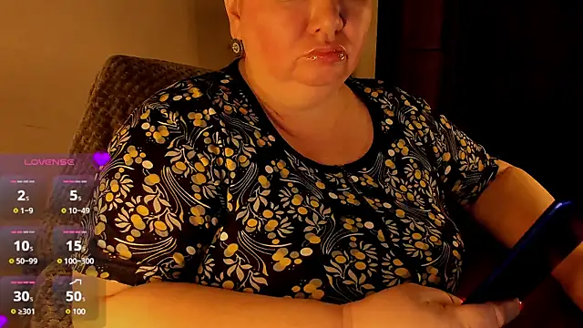 Snapshot of SexxyDreams1 chatting on February 15, 3:09 am SexxyDreams1 online show from February 15, 3:09 am