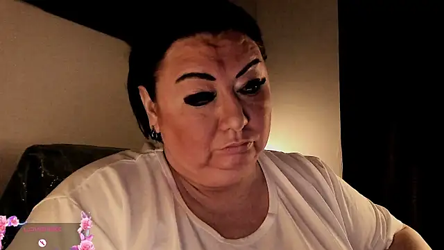 Snapshot of SexxyDreams1 chatting on September 23, 2:58 am SexxyDreams1 online show from September 23, 2:58 am