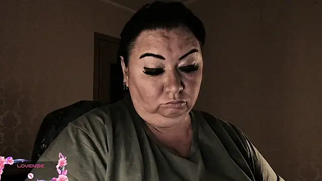 SexxyDreams1 online show from December 20, 7:10 pm