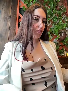 Snapshot of VikiDemi chatting on March 19, 1:18 pm VikiDemi online show from March 19, 1:18 pm