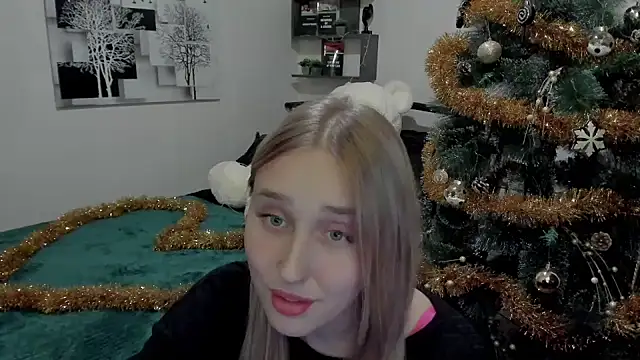 LinaTruly online show from December 16, 7:21 pm