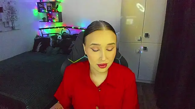 LinaTruly online show from February 19, 10:17 pm