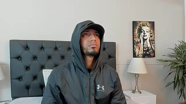 Snapshot of Robin_Rief chatting on September 28, 3:12 am Robin Rief online show from September 28, 3:12 am