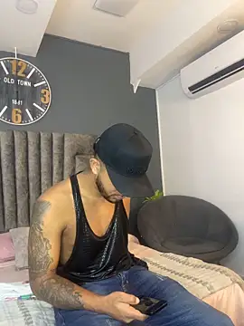 Robin Rief online show from March 11, 7:31 pm