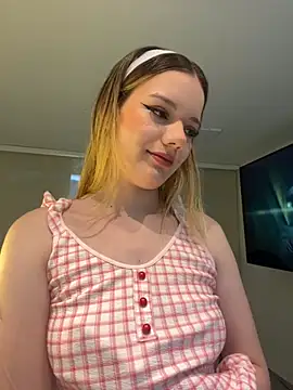 NicoleCut online show from November 8, 10:48 am