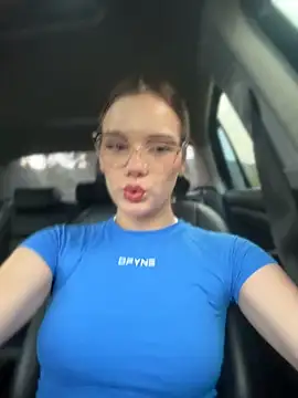NicoleCut online show from June 1, 10:11 pm