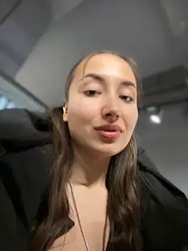 VelvetVixenI online show from December 16, 6:24 pm