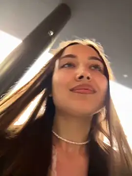 VelvetVixenI online show from April 18, 4:11 pm