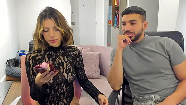 savage sweethearts online show from March 7, 3:29 am